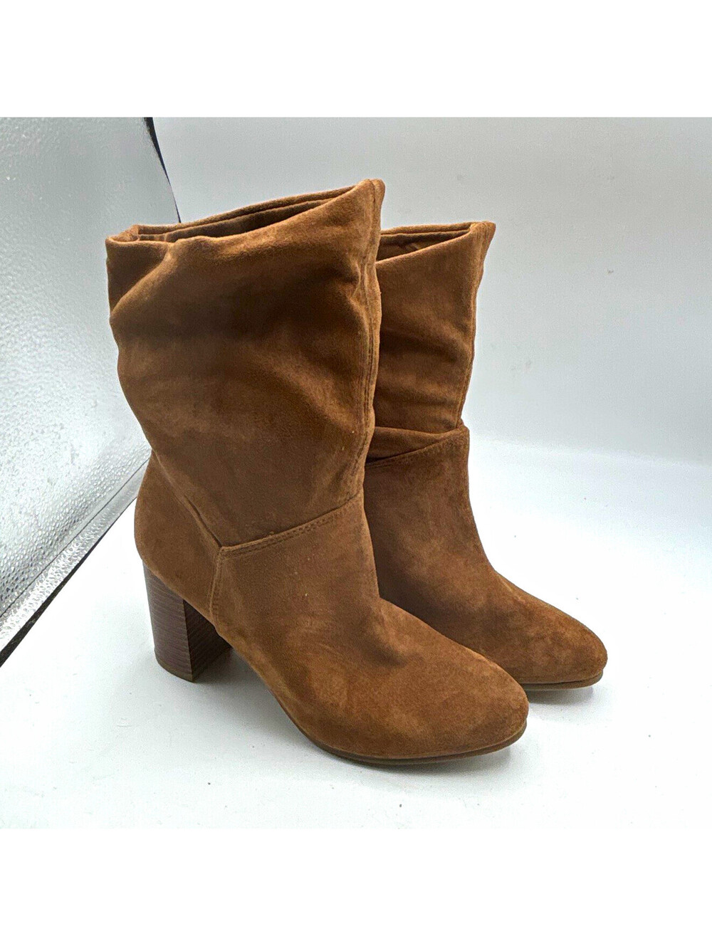 Target Women  Brown Suede Ankle Bootie Boots Round Toe Solid Block Heel Size 5.5